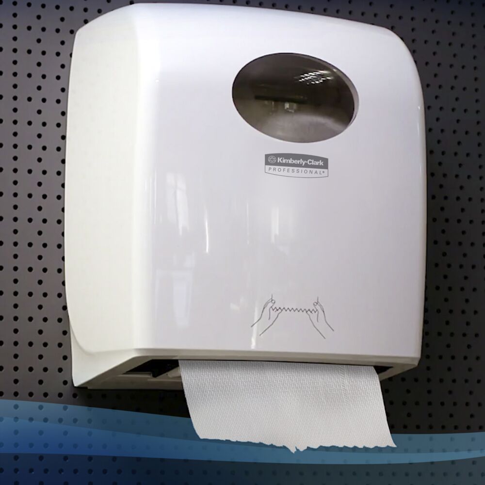 KC Scott® Rolled Hand Towels 6667 – 6 x 304m White 4 KC Scott® Rolled Hand Towels 6667 – 6 x 304m White - Image 4